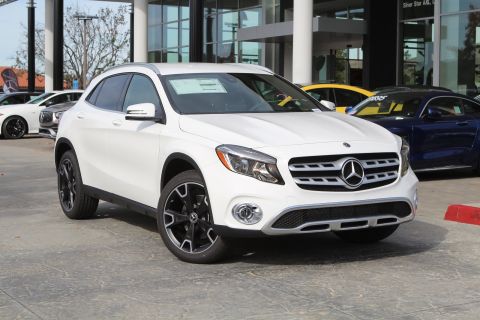 New Mercedes Benz Gla Suv In Thousand Oaks Mercedes Benz