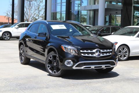 New Mercedes Benz Gla Suv In Thousand Oaks Mercedes Benz